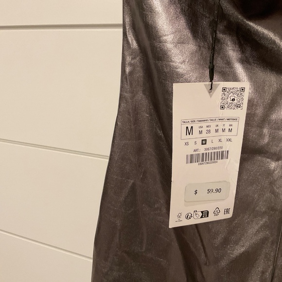 #0487 NWT WOMEN’S ZARA METALLIC STRAPLESS DRESS SZ: MED COLOR: SILVER - Picture 3 of 4